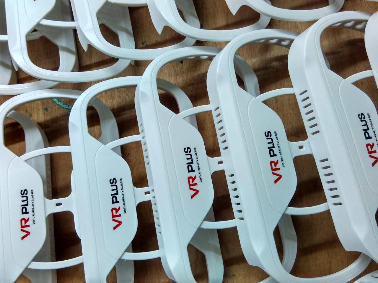 VR外壳西乡丝印加工，丝网印刷加工