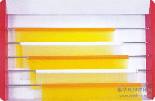 ɸ